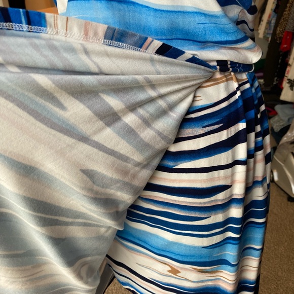 NWT: WHBM Striped Blue and White V-Neck Dress with tie belt and flutter sleeves - Picture 9 of 16